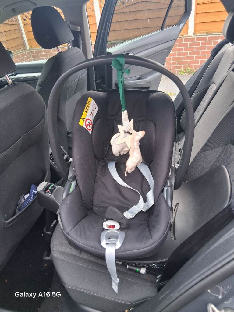 Car seat and 360 degree rotatiom base  - Cybex - Cybex 