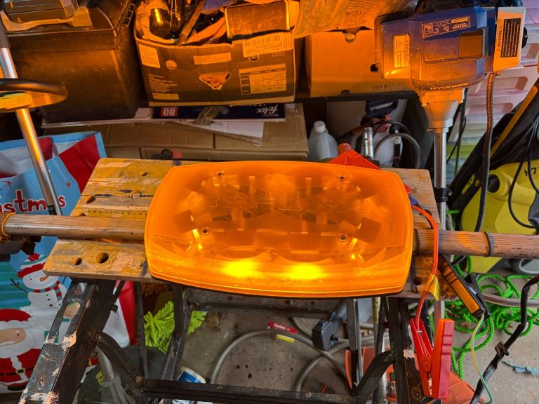 Reflex Amber roof light