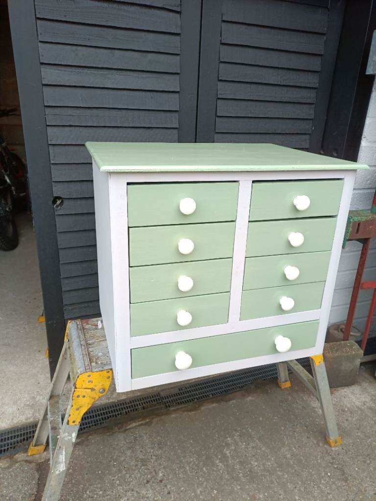 Vintage chest of draws.