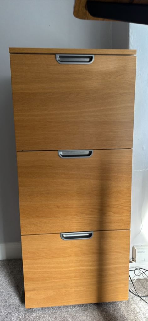 Wooden Chest of 3 Drawers - Good Condition