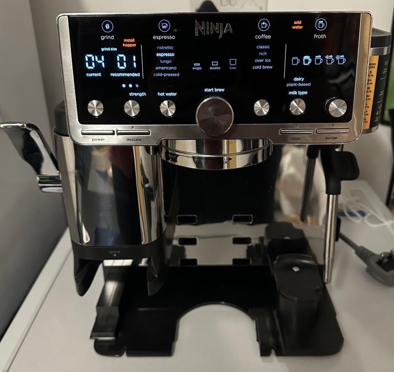 BASE UNIT ONLY - NINJA LUXE CAFE ESPRESSO MACHINE BUILT-IN GRIND AND STEAM WAND