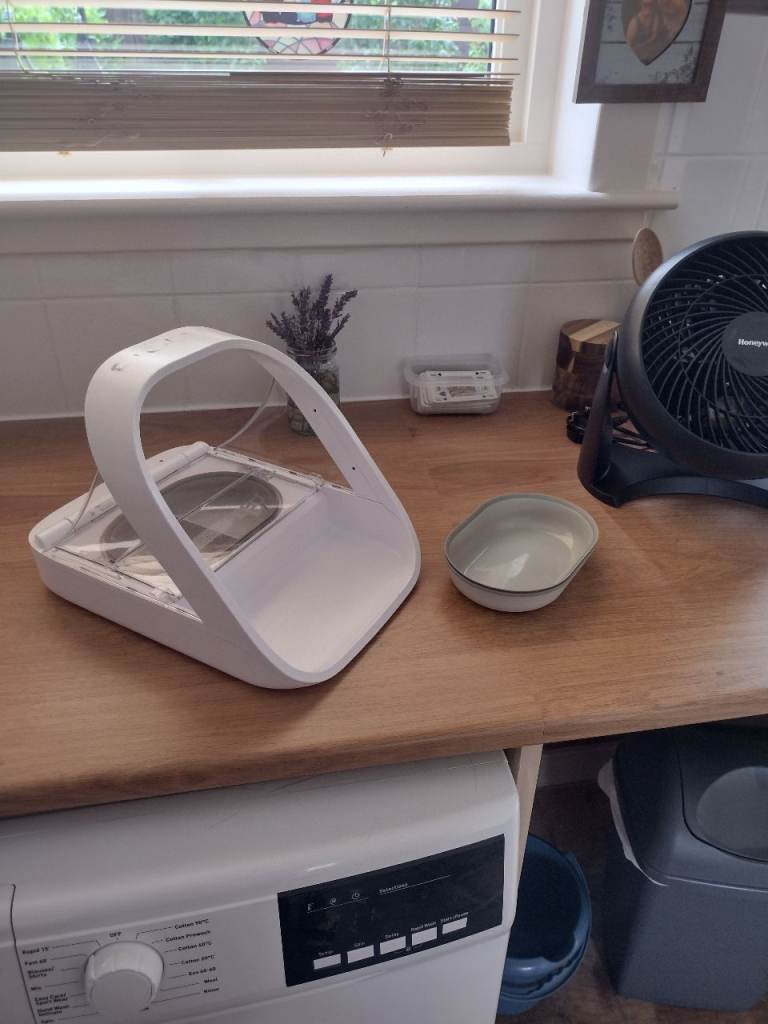 Suresafe microchip cat feeder