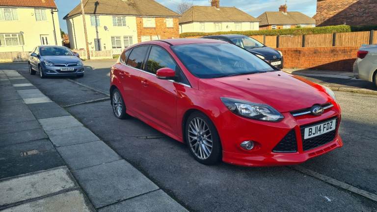 Ford, FOCUS, Hatchback, 2014, Semi-Auto, 1997 (cc), 5 doors