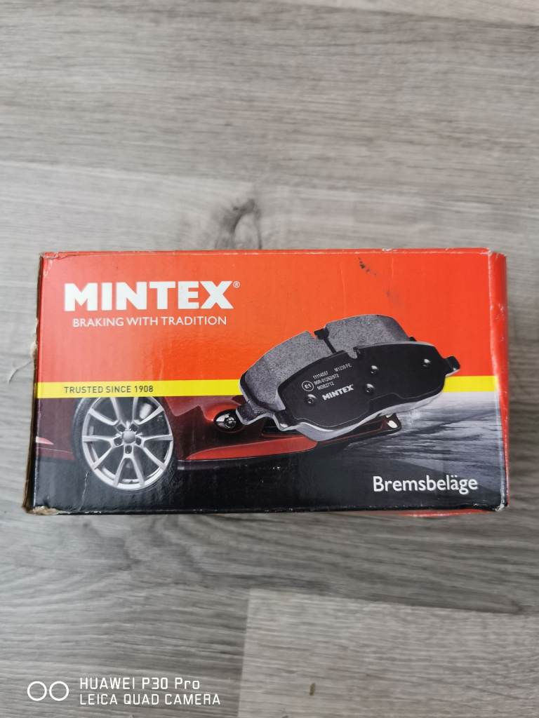 HONDA CRV FRONT BRAKE PADS. MDB2939 