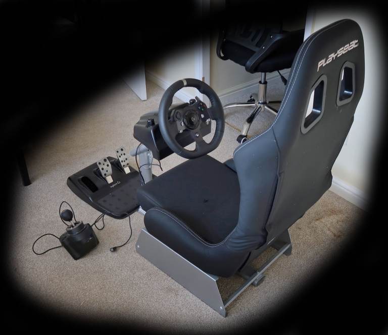 Playseat Challenge Racing Seat with Logitech G29 Wheel and Pedals