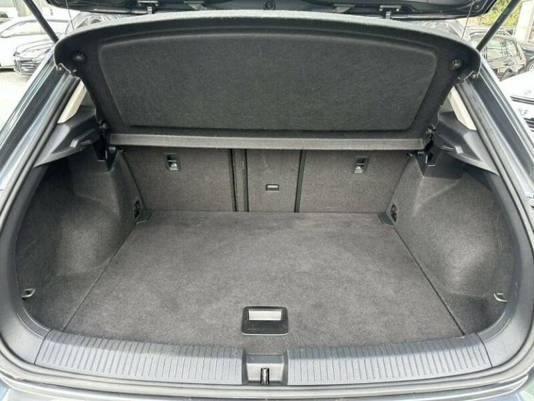 2018 Volkswagen T-Roc 1.0 TSI SE SUV 5dr Petrol Manual Euro 6 (s/s) (115 ps) HATCHBACK Petrol Manual