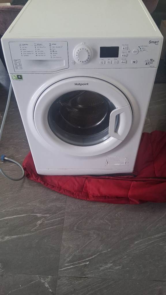 Hotpoint Smart Washing Machine – White, Good Condition
