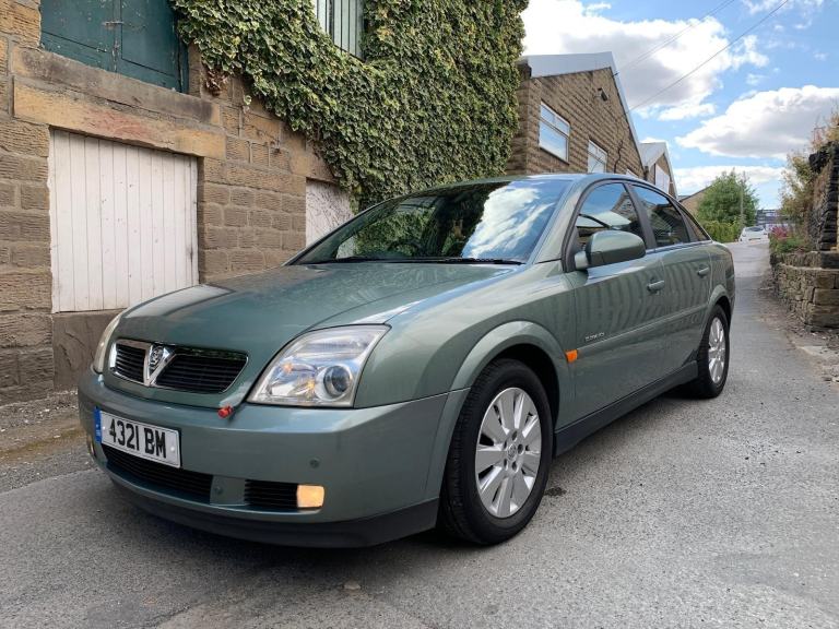 2003 Vauxhall Vectra ELEGANCE 2.2 PETROL 5 DOOR HATCH (ONLY 49K MLS AND NO RUST