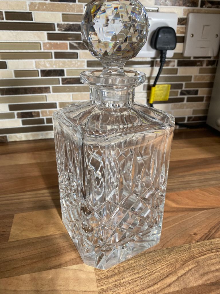 Crystal decanter 