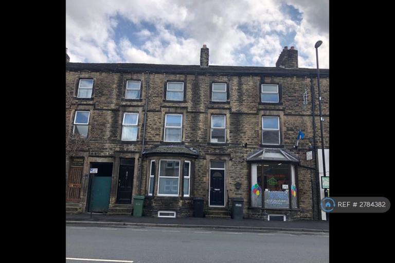 1 bedroom flat in Boroughgate, Otley, LS21 (1 bed) (#2784382)