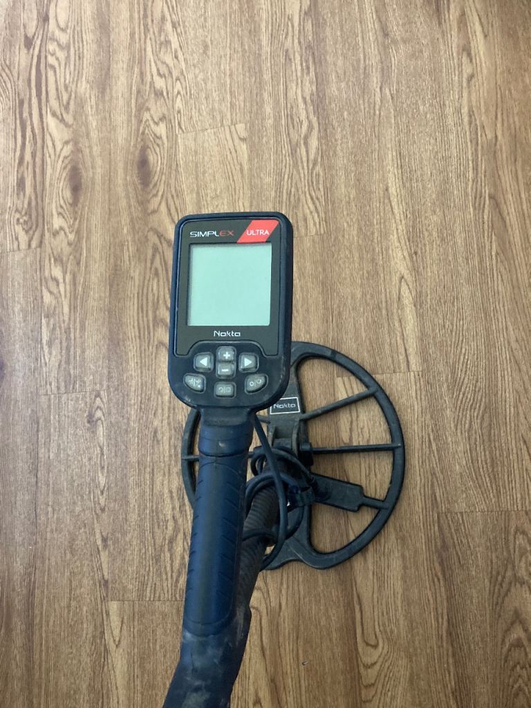 Metal detector 