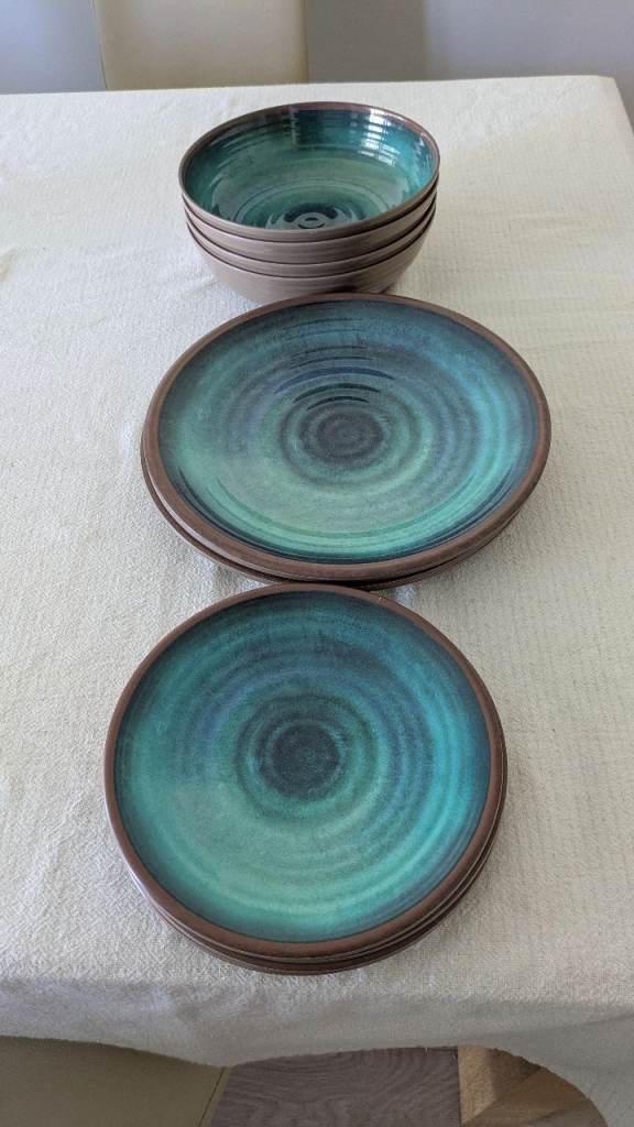 Kampa melamine 12 piece dinner set