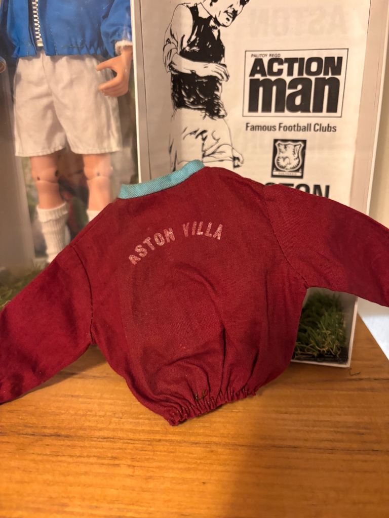 VINTAGE ACTION MAN ORIGINAL ASTON VILLA SIDEBURNS FOOTBALL/FOOTBALLER