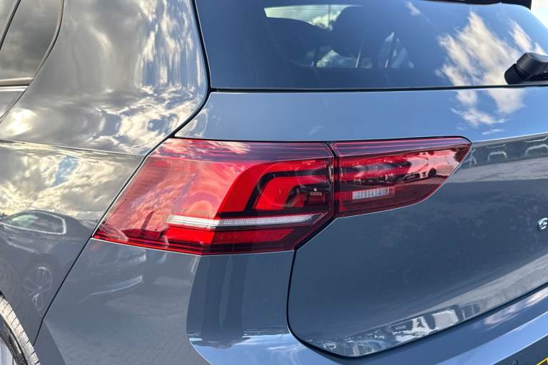 2025 Volkswagen Golf 1.5 eTSI 150 Match 5dr DSG Hatchback PETROL Automatic