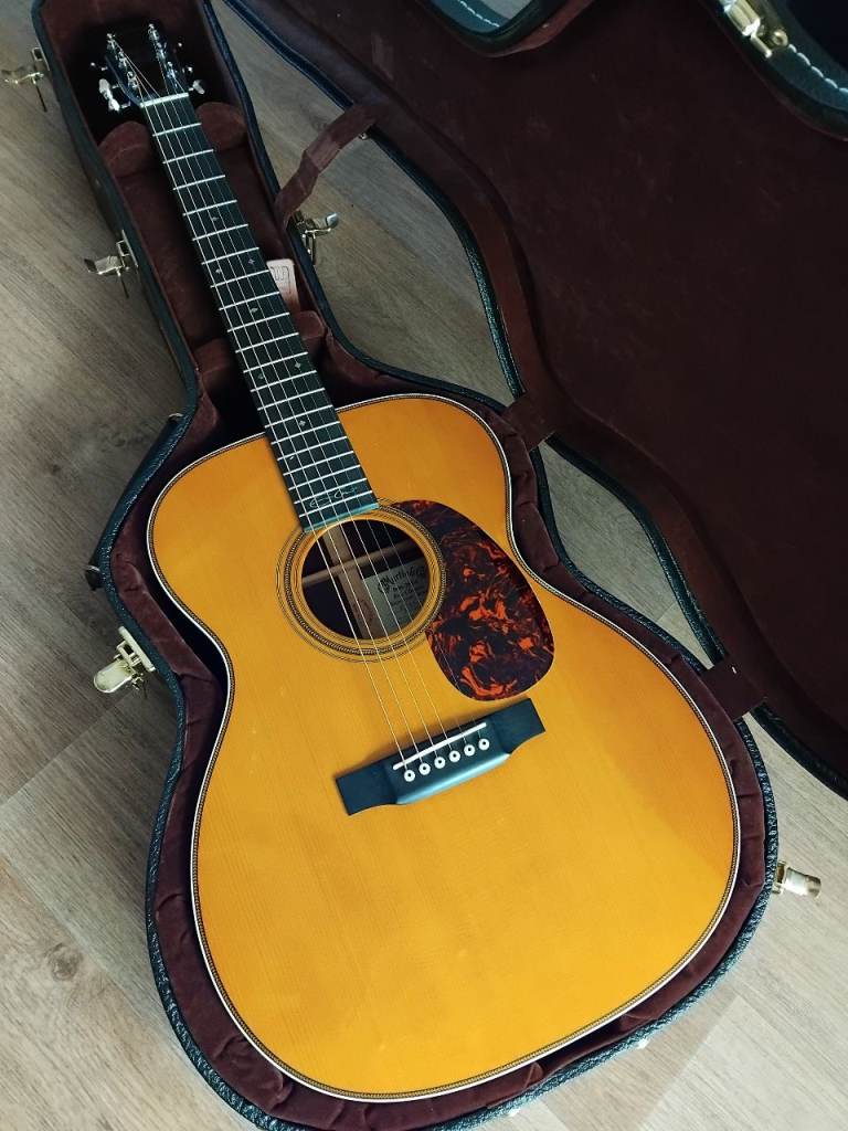 Martin 000-28EC Eric Clapton signature acoustic guitar original hard case recent setup 