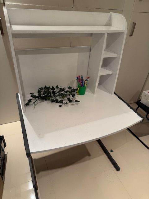 Tall computer desk in White