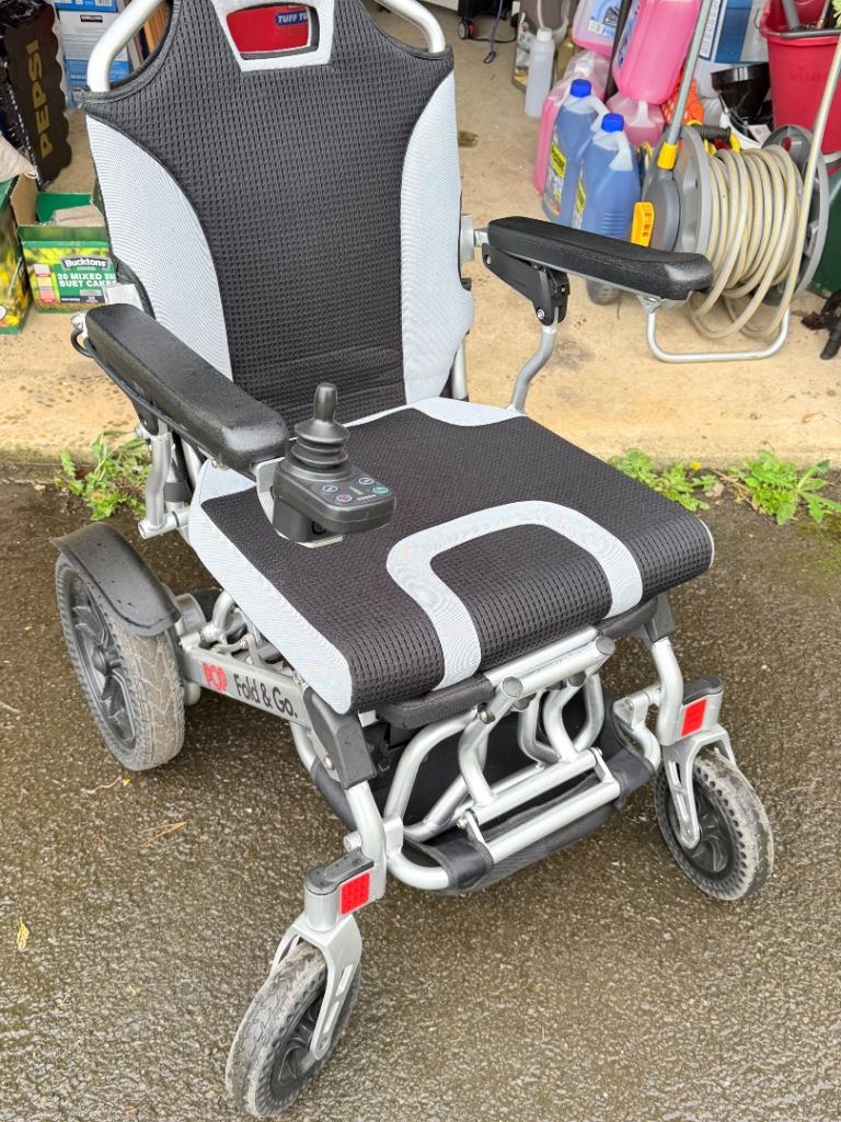 Hook-i Tech POP Fold and Go folding 4mph electric wheelchair powerchair mobility