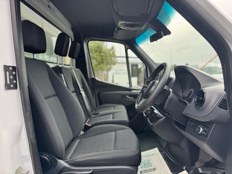 2022 Mercedes-Benz Sprinter 3.5t Progressive Chassis Cab CHASSIS CAB DIESEL Manual