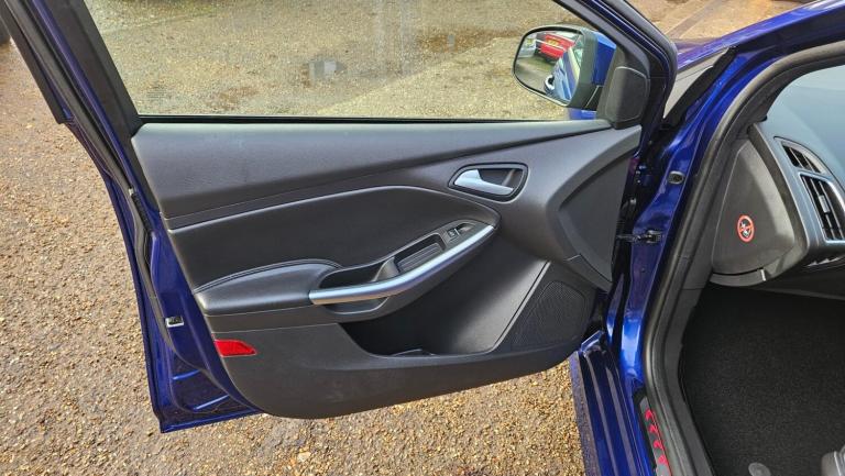 2017 Ford Focus 2.0T EcoBoost ST-3 5dr HATCHBACK Petrol Manual