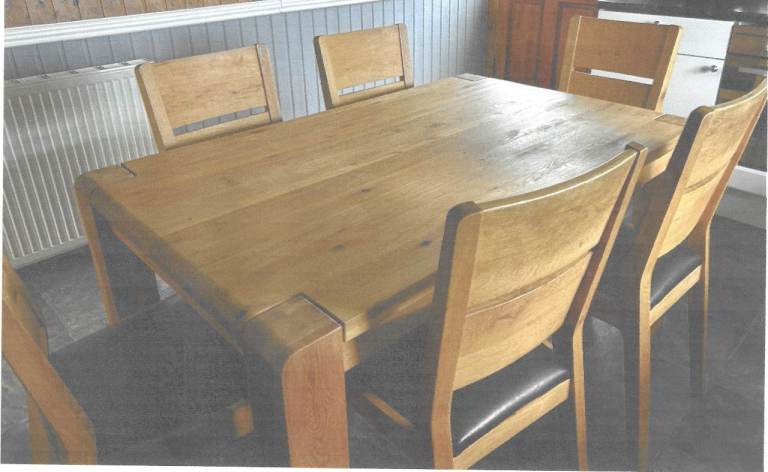 Oak Dining Table and chairs