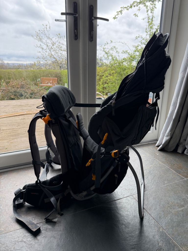 Deuter Kid Comfort carrier backpack