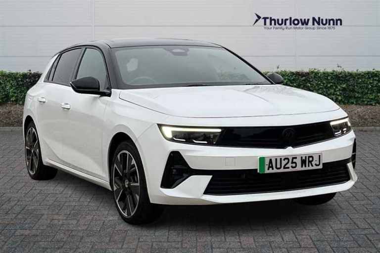 2025 Vauxhall Astra 115kW Ultimate 54kWh 5dr Auto HATCHBACK ELECTRIC Automatic
