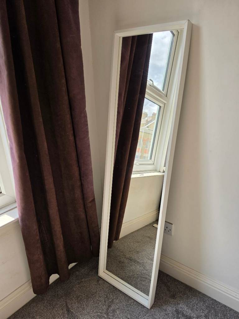 IKEA NISSEDAL White Full-Length Mirror (40x150cm) – Good Condition