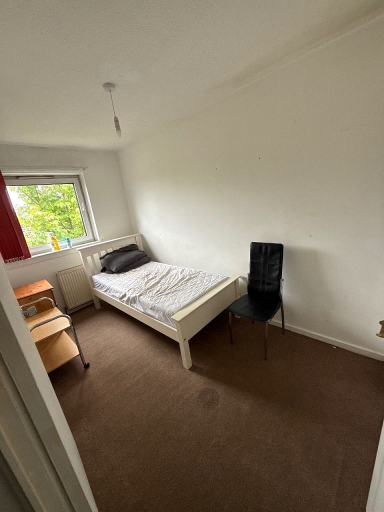 Single Room to Rent