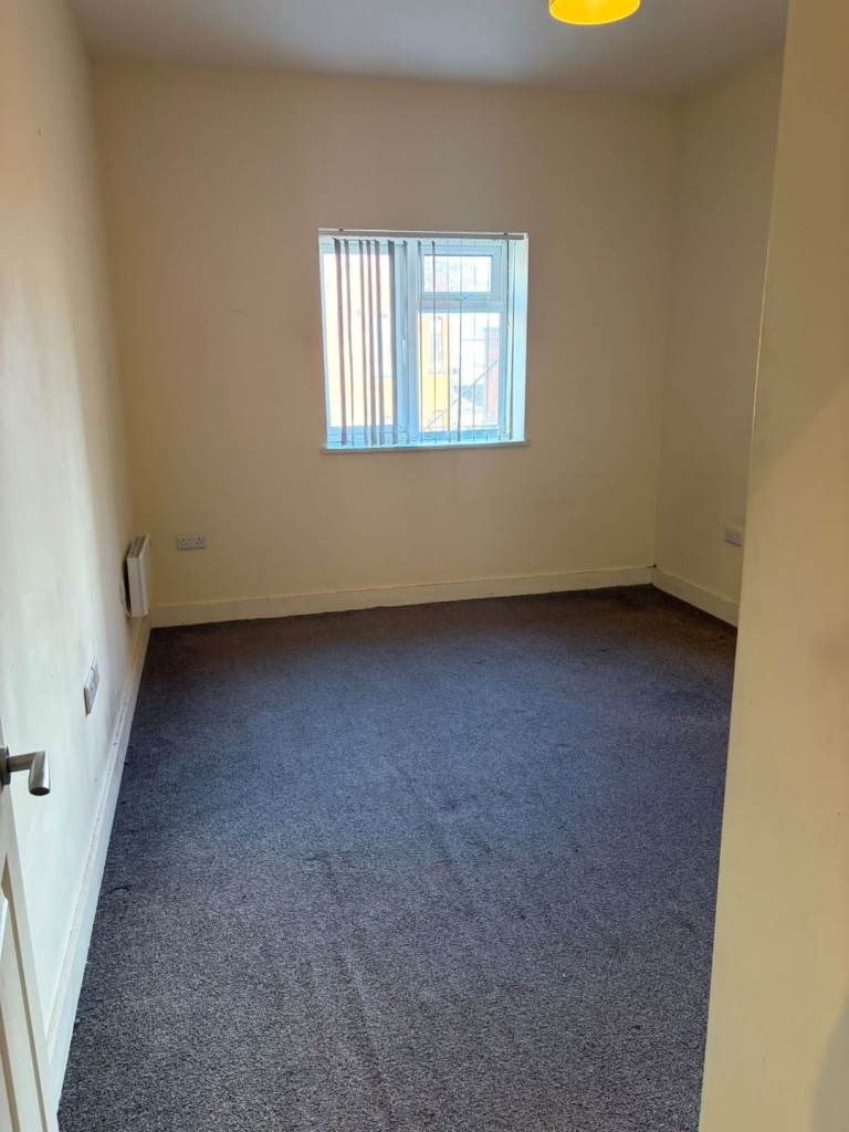 APARTMENT IN BURY 