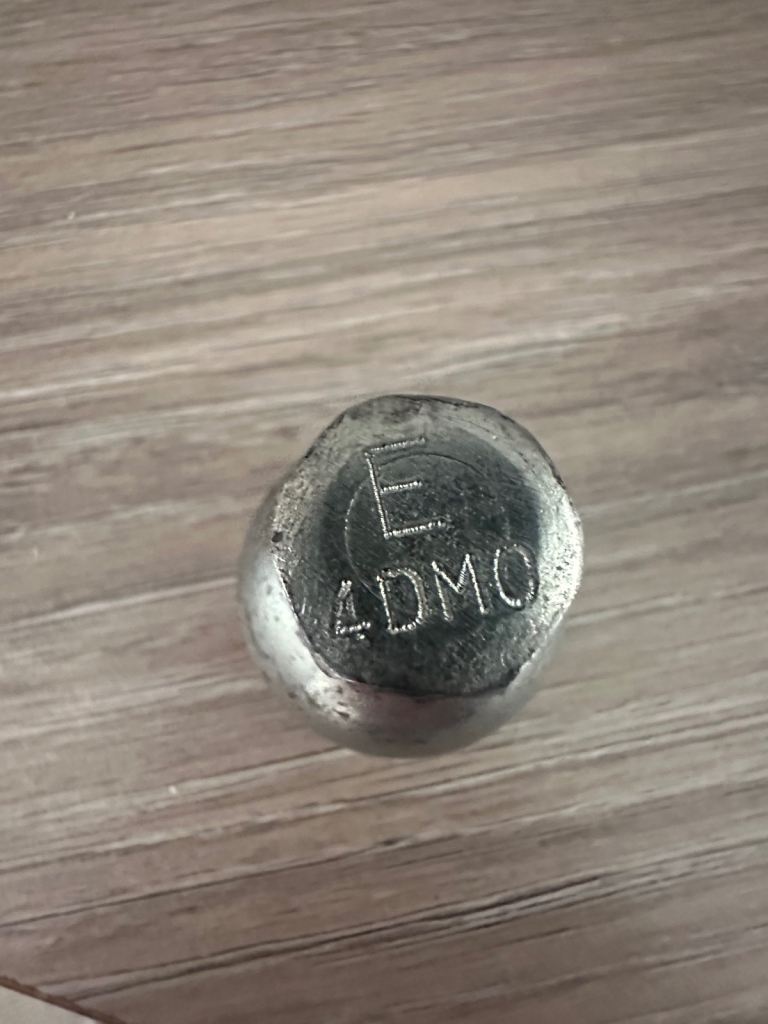 Peugeot locking wheel nut key 