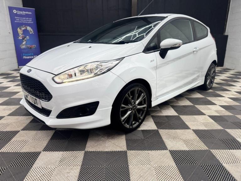 2017 Ford Fiesta 1.0T EcoBoost ST-Line Euro 6 (s/s) 3dr Hatchback Petrol Manual