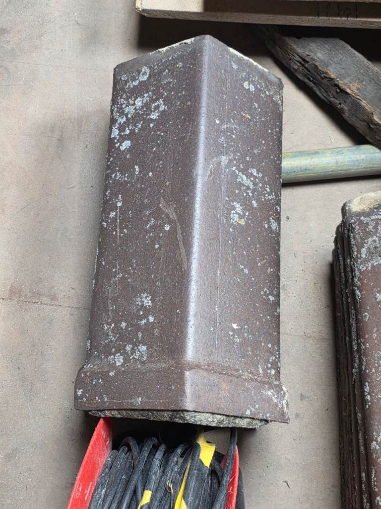 Reclaimed Staffordshire Ridge Tile 