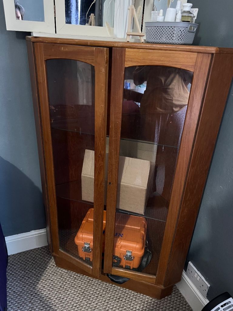 corner cabinet
