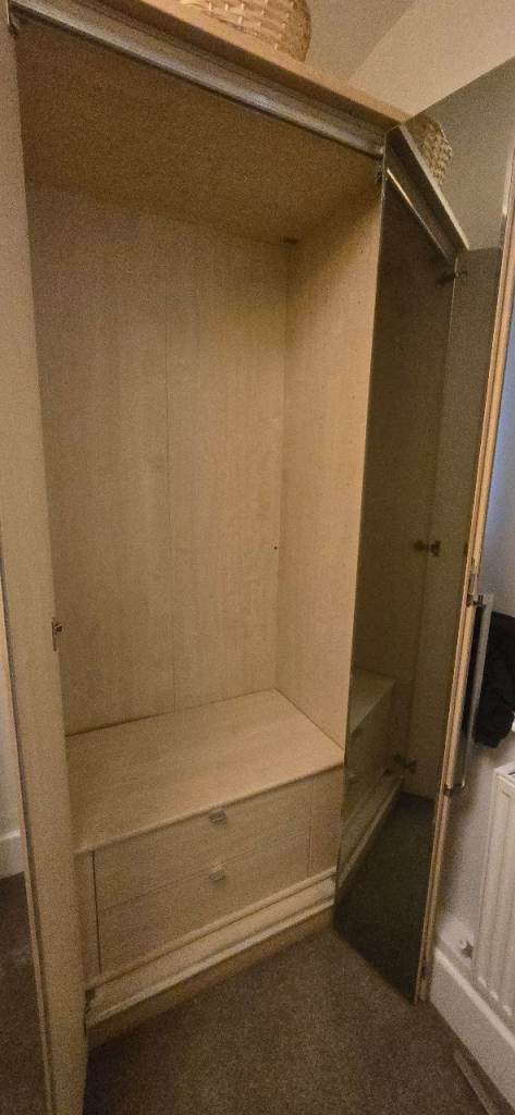 Wood wardrobe 