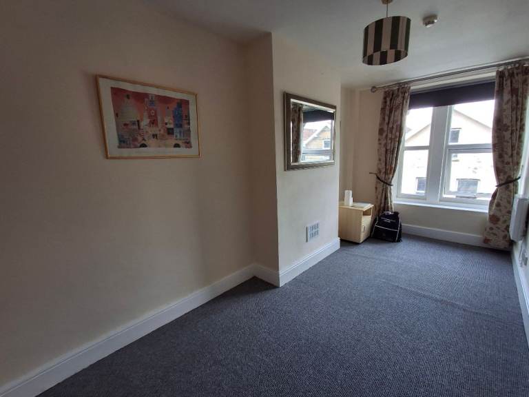 Room to rent