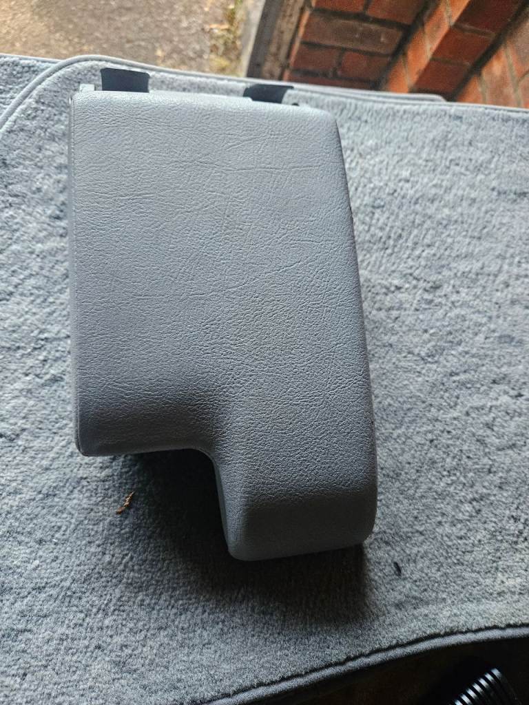 BMW 318ti w002 e46 centre console complete