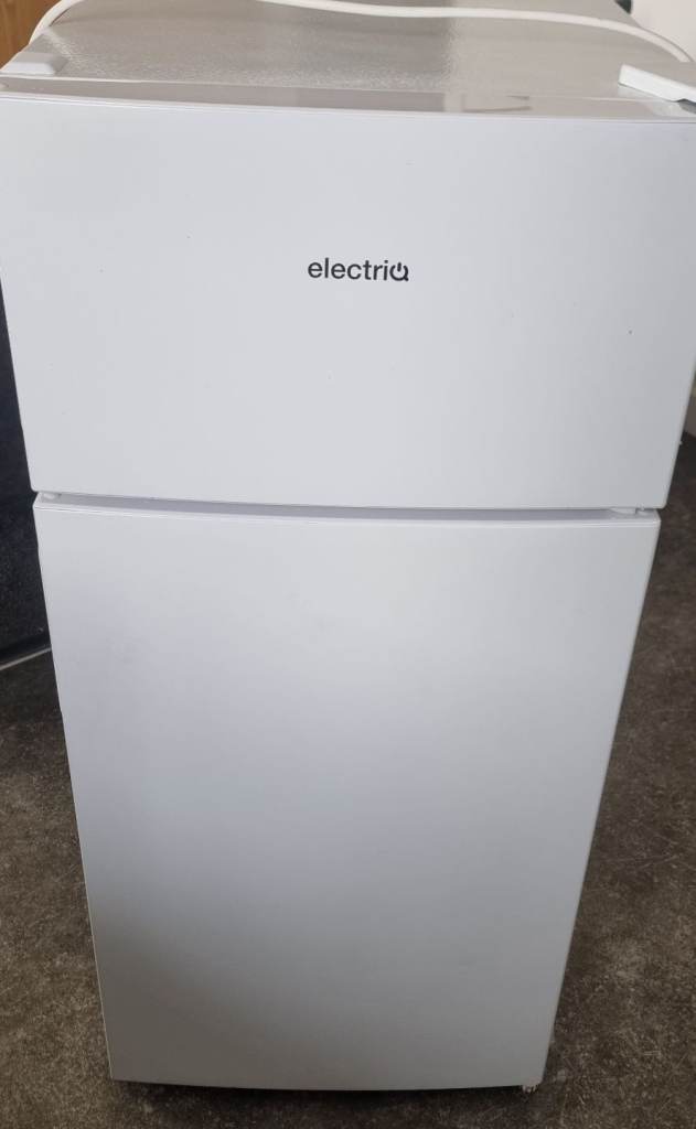 ElectriQ undercounter fridge/freezer