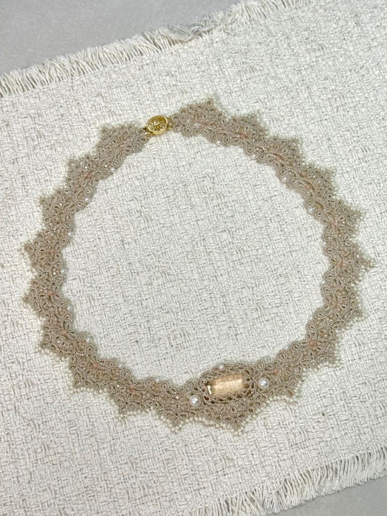 "Corridor Pavilion" Tatting Lace Necklace