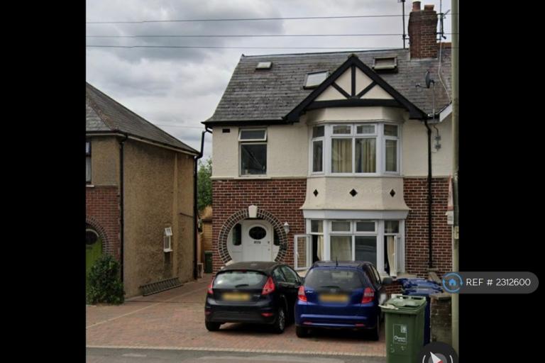 6 bedroom house in Cowley Road, Oxford, OX4 (6 bed) (#2312600)