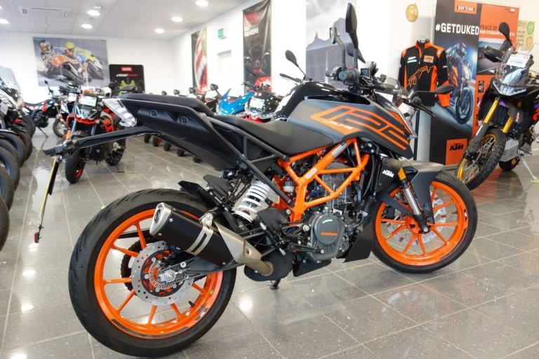 KTM 125 Duke (22 MY)