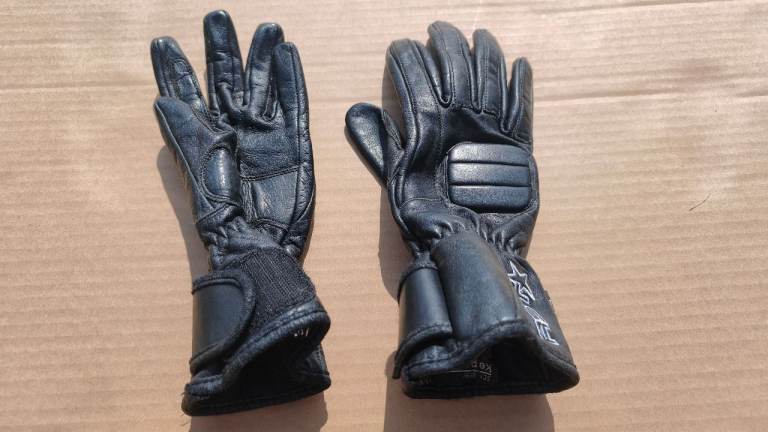 Motorcycle RST  leather ladies gloves size S. XXXS