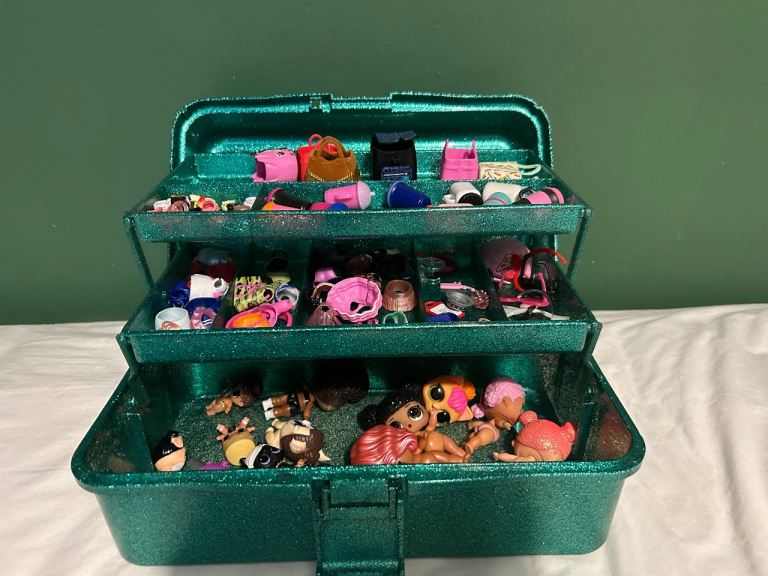 Large collection of L.O.L. Surprise! Dolls, clothes and accessories