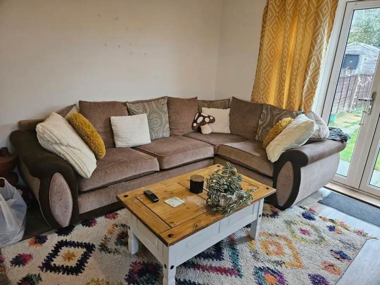 Sofa,DFS  SOFAS 