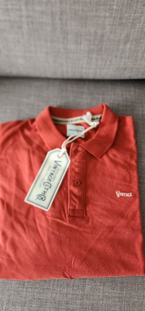 Men polo vintage style tshirt new M size