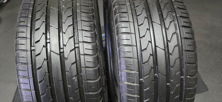 215 55 17   2 x tyres Fortune FunRun FSR-802