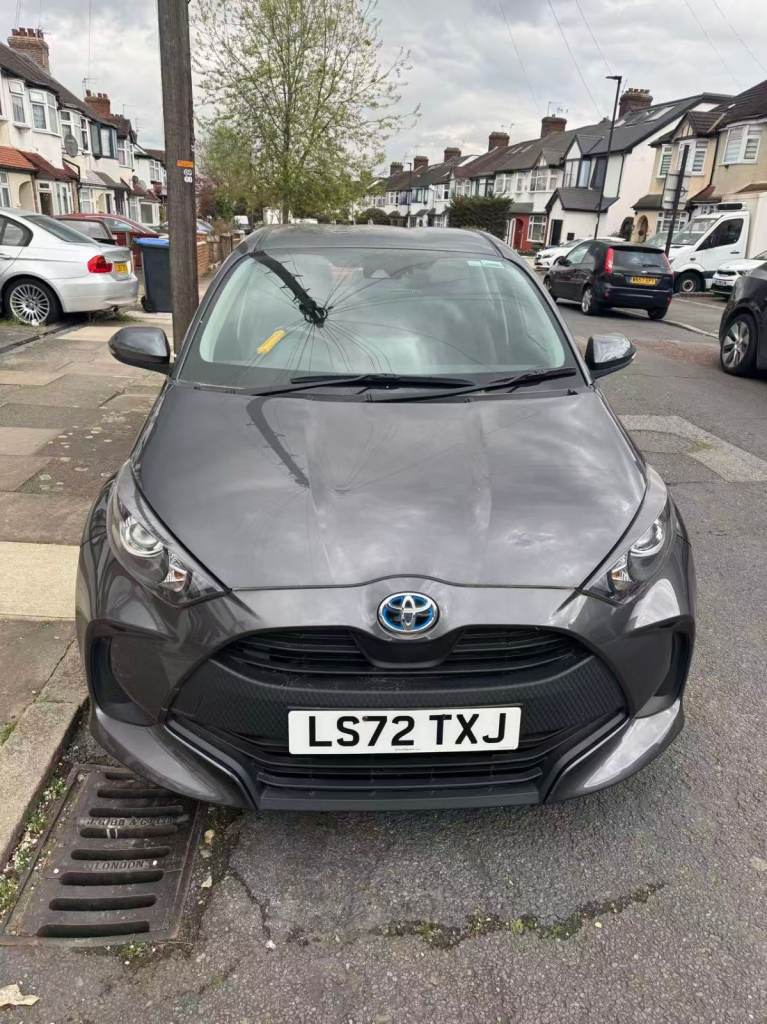 TOYOTA YARIS ICON HEV CVT Hybrid Electric