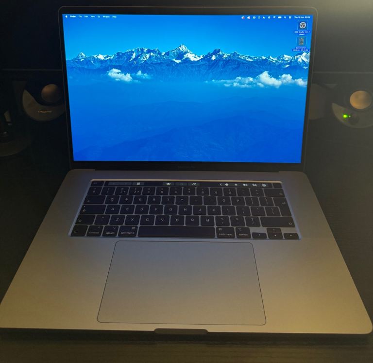 Apple MacBook Pro 16" (2019)