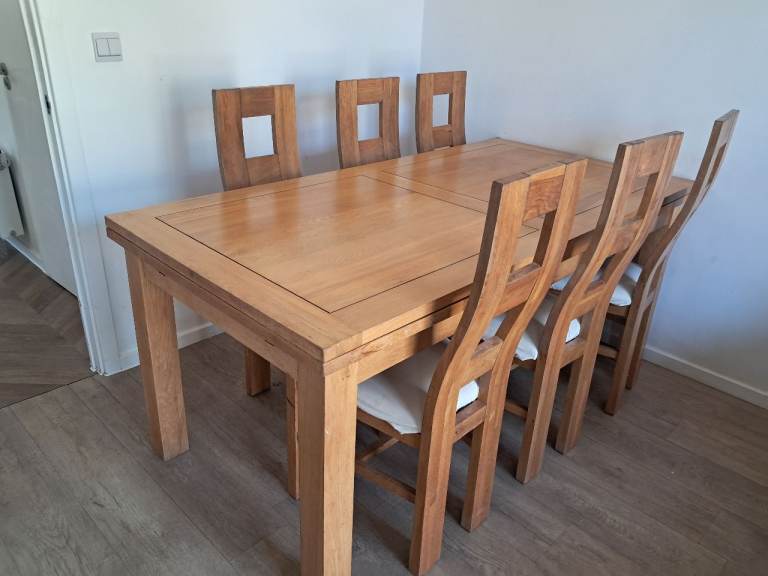 Wooden Dining Table with Six Chairs – Good Condition
