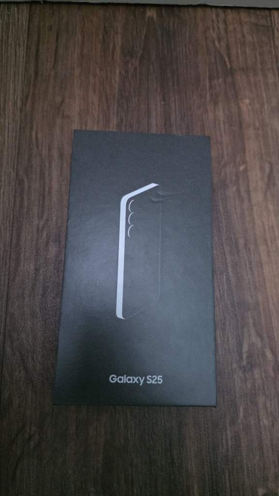 Samsung galaxy s25 brand new in box 