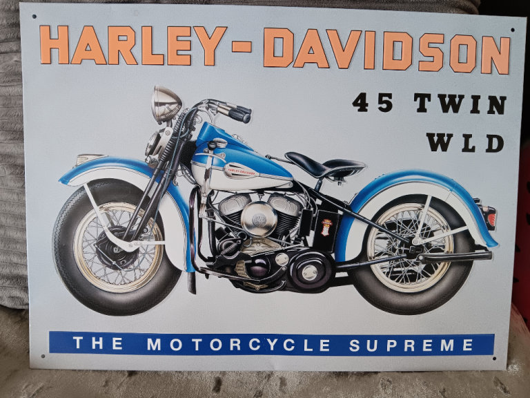 Harley-Davidson 45Twin WLD sign.